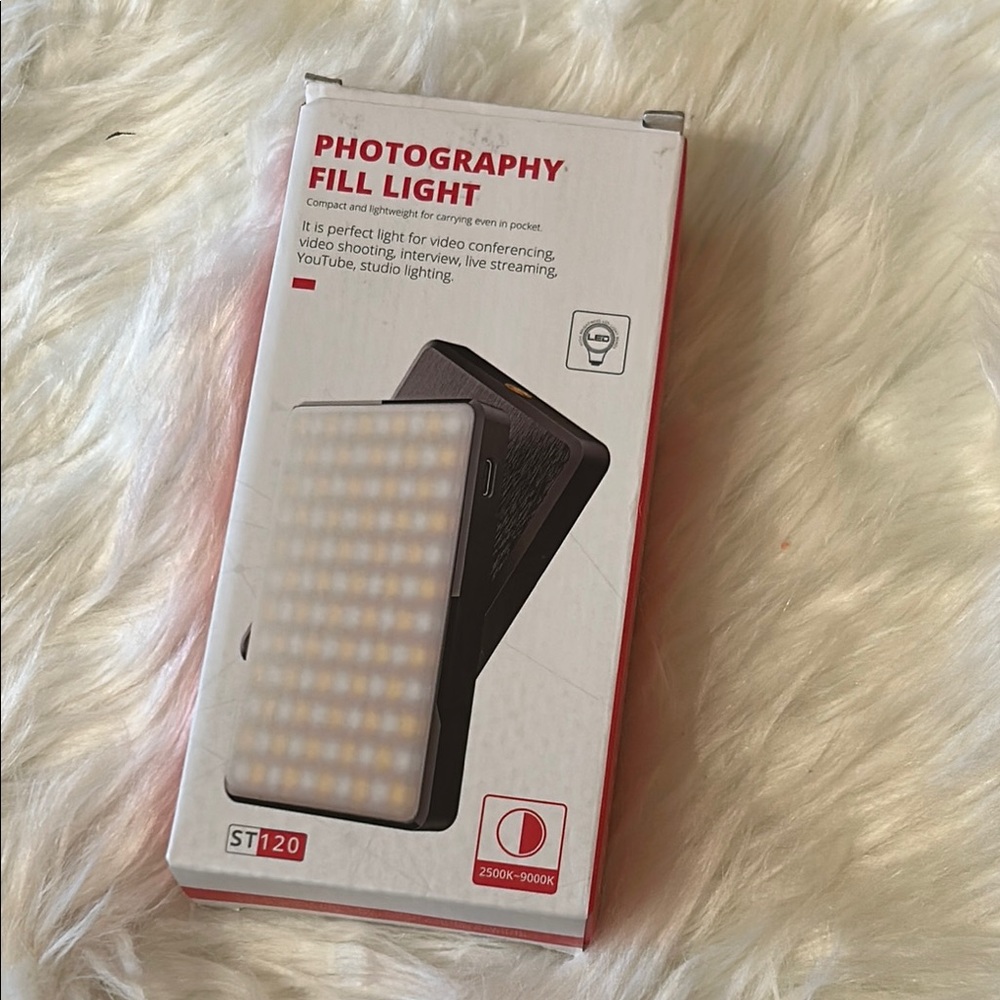 New in Box Portable Selfie Light
